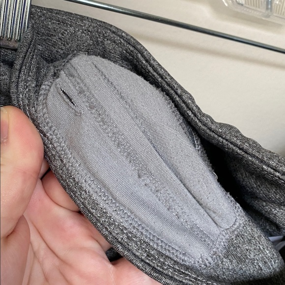 The North Face Fleece Lined Sweatpants - Picture 4 of 5